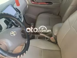 Toyota Innova 2006 G Đen 290000 km