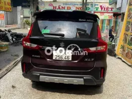 Suzuki XL7 2022 đỏ 7 chỗ