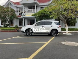 Isuzu Mu-X 2016 Trắng 7 chỗ