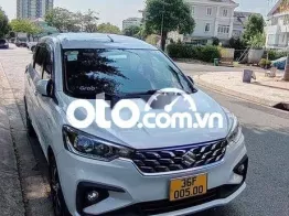 Suzuki Ertiga Trắng 7 chỗ