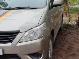 Toyota Innova 2013