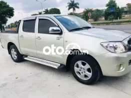 Toyota Hilux 2011 Vàng cát