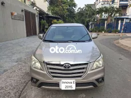 Toyota Innova 2015 E Vàng cát