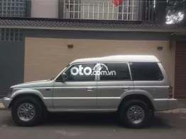 Mitsubishi Pajero 2004 V33 Bạc