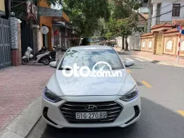 Hyundai Elantra GLS 1.6 số sàn 2017