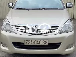 Toyota Innova Vàng cát Số sàn