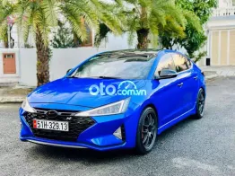 Hyundai Elantra 2019 2.0AT - 90000 km
