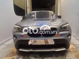 BMW X1 xDrive 3.0L Xám