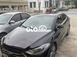 Hyundai Elantra Đen 5 chỗ