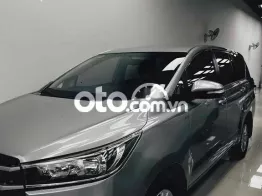 Toyota Innova 2017 2.0E Bạc
