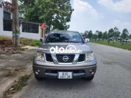 Nissan Navara 2013 2 cầu số sàn