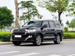 Toyota Land Cruiser 5.7 2017