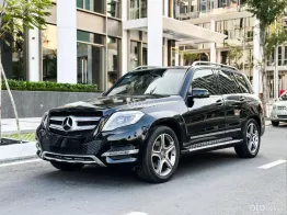 Xe màu đen nội thất nâu, giá tốt