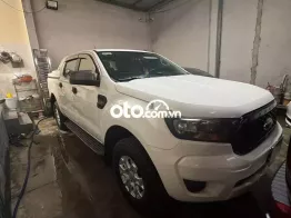 Ford Ranger XLS Trắng