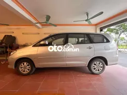 Bán Toyota Innova 2011 Bạc Số sàn-gia đình sử dụng