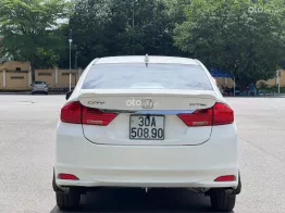 Xe gia đình giá tốt 285 triệu