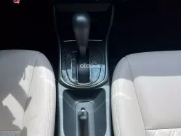 Xe gia đình giá tốt 285 triệu