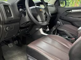Chevrolet Trailblazer 2.5L MT 4x2 - 2018 (Số sàn 1 chủ) Màu: Đen Odo: 34.000 km Giá: 388 Triệu 1 chủ