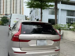 Volvo xc60 b6 sx 2023 odo lướt 1v7