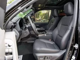Toyota Land Cruiser V6 3.5L TURBO 2025