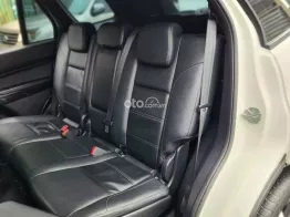 Chính chủ bán xe Ford Everest Titanium 2.0 AT 4x2 2022 - 890tr