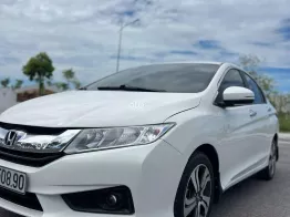 Biển Hà Nội trắng Ngọc Trinh full option