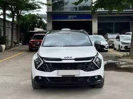 - Nội thất xe còn mới - Chất xe đẹp