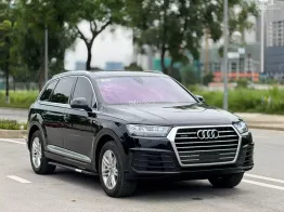 Audi Q7 2017 số tự động