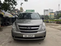 Hyundai Starex 2011 số sàn