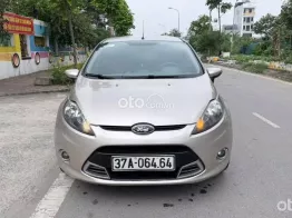 Ford Fiesta 2012 số tự động