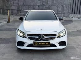Up full C300 lướt 64k km cực nét