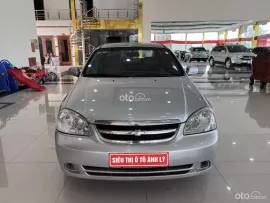 Sedan 5 chỗ giá rẻ, máy số ngon, thân vỏ chắc chắn