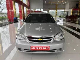 Sedan 5 chỗ giá rẻ, máy số ngon, thân vỏ chắc chắn