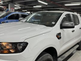 Ford Ranger XLS 4x2 XE Full Phụ kiện giá còn thương lượng