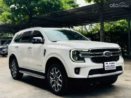 FORD EVEREST 2023 BI-TURBO 2 CẦU BẢN FULL XE LƯỚT_Định cư Mỹ nên mới bán