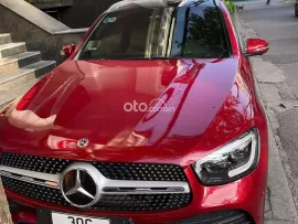 E cần bán mercedes glc 300 sx 2020 xe chính chủ