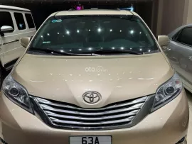 Toyota Sienna Limited 3.5 AT AWD 2013