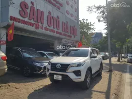 Toyota Fortuner 2.4AT máy dầu sx 2020. Xe tư nhân một chủ đi rất ít