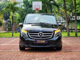 Mercedes-Benz V220d Đen/đen sx2016