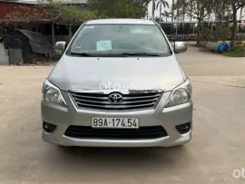 Innova 2013 số sàn, innova xe gia đình