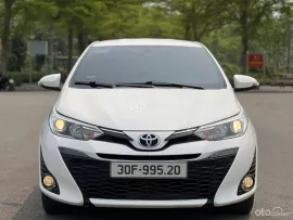 1 chủ từ mới trắng Ngọc Trinh
