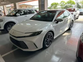 Toyota CAMRY - Hybrid TOP có sẳn giao ngay!!!