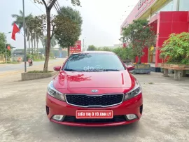Sedan 5 chỗ giá rẻ, máy số ngon, thân vỏ chắc chắn
