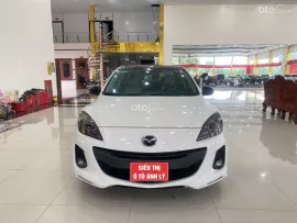 Sedan 5 chỗ số tự động, nổi tiếng lành bền, tiết kiệm
