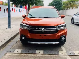 Màu sơn cam bắt mắt, nước sơn còn bóng