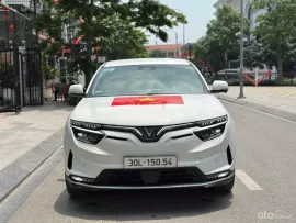 895 triệu