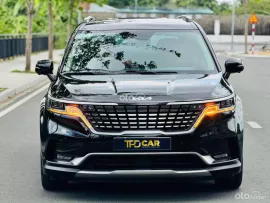 Kia Carnival 2.2D signature đen/nâu sx2021