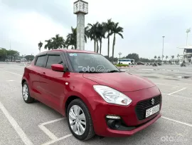Xe giữ gìn rất đẹp, bảo dưỡng hãng