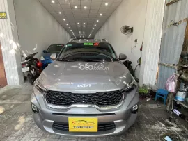 Full lịch sử hãng