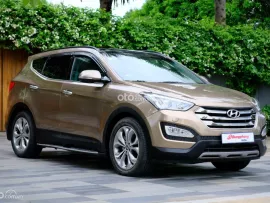 Xe trang bị đầy đủ tiện nghi hiện đại